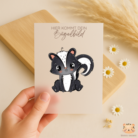 Vorbestellung: Bügelbild Stinktier