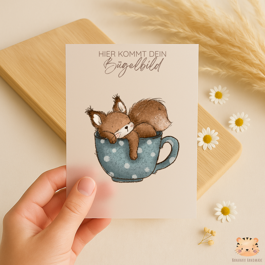Vorbestellung: Bügelbild Tassenhörnchen