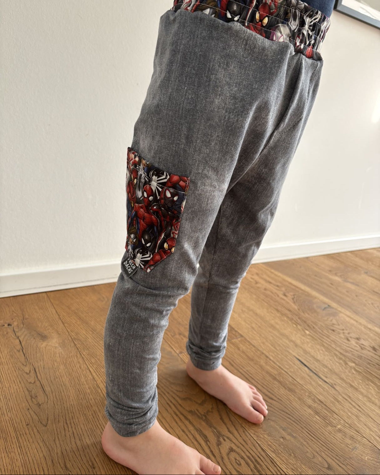 Easy Slim Jogger MAXI 110-164
