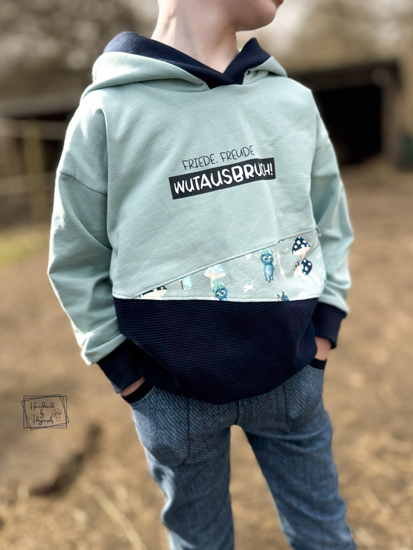 Schnipsel Sweater 80-152